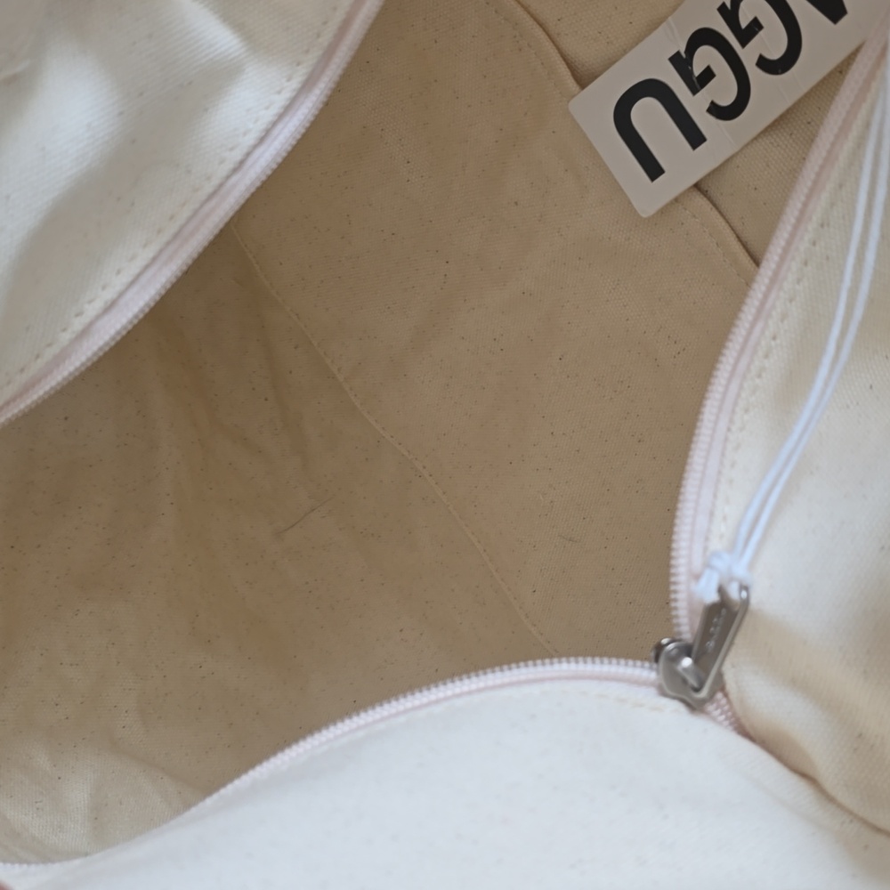 NWT BAGGU Cross Stitch Horizontal Duck Bag - Picture 9 of 12